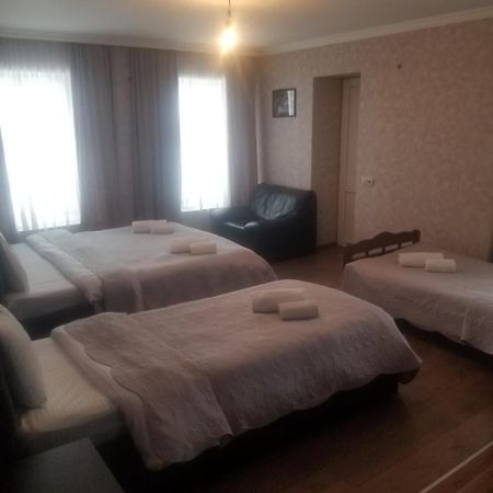 Guesthouse Ori Beli In Местия Екстериор снимка