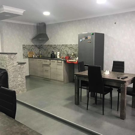 Guesthouse Ori Beli In Местия Екстериор снимка