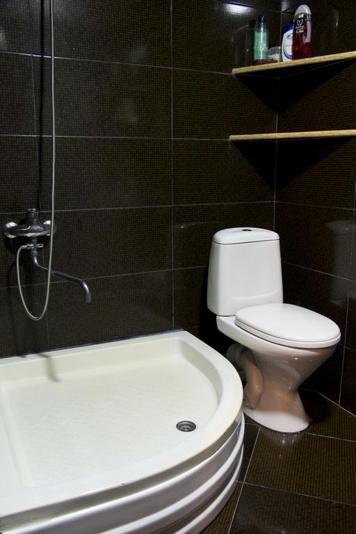 Guesthouse Ori Beli In Местия Екстериор снимка