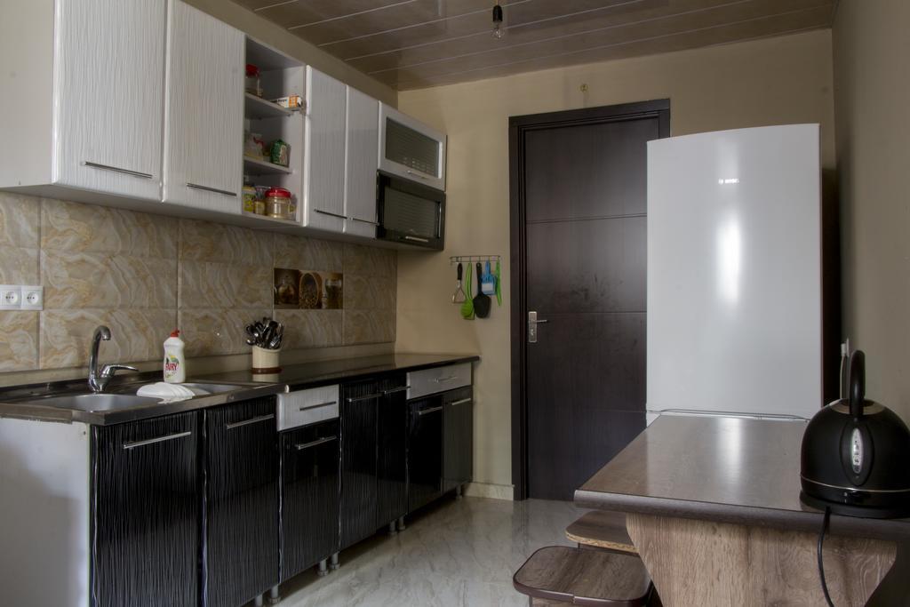 Guesthouse Ori Beli In Местия Екстериор снимка
