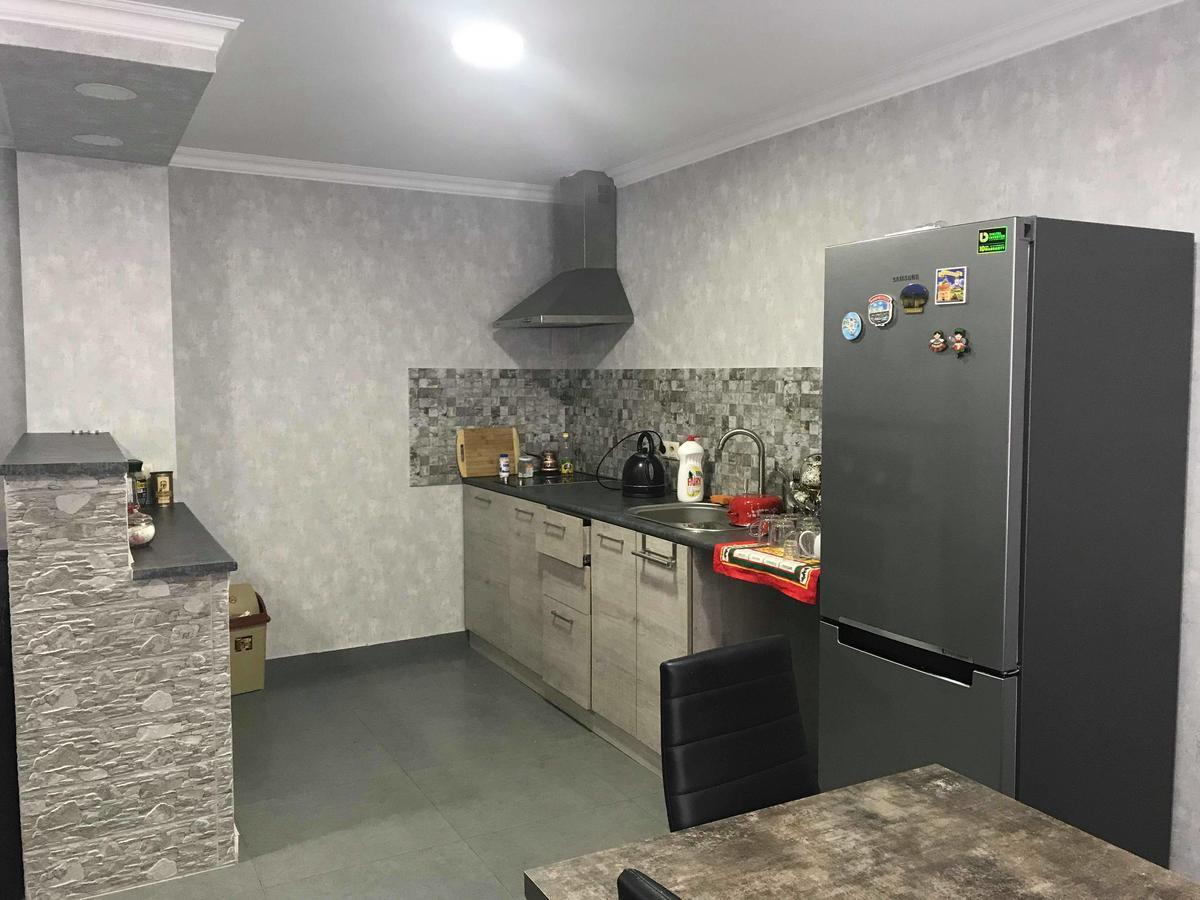 Guesthouse Ori Beli In Местия Екстериор снимка