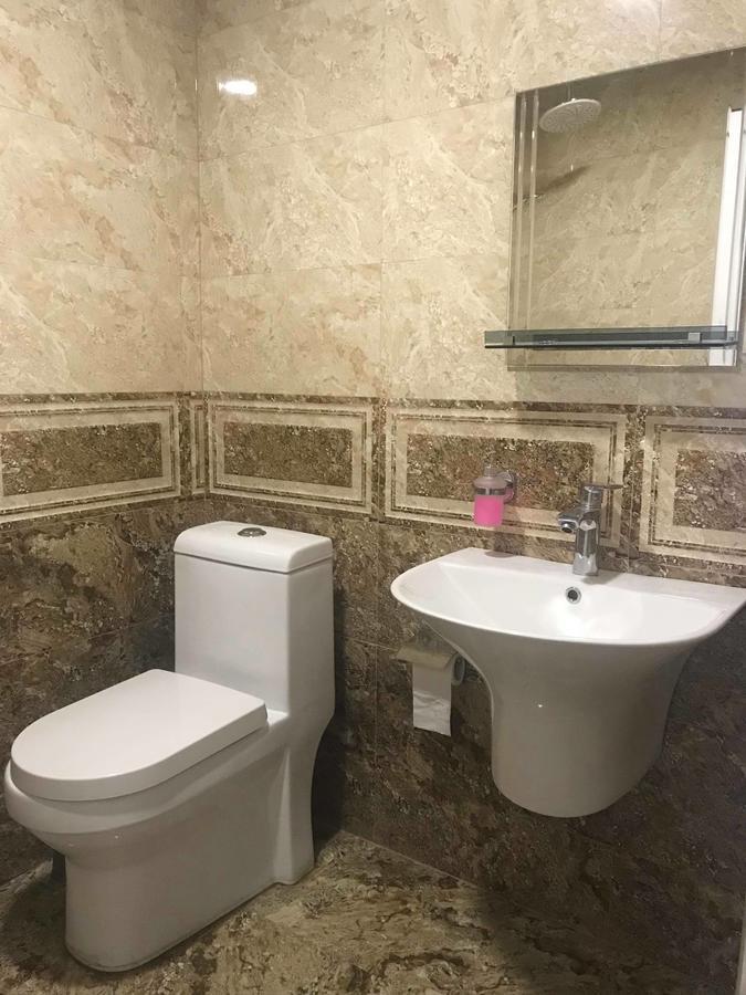 Guesthouse Ori Beli In Местия Екстериор снимка