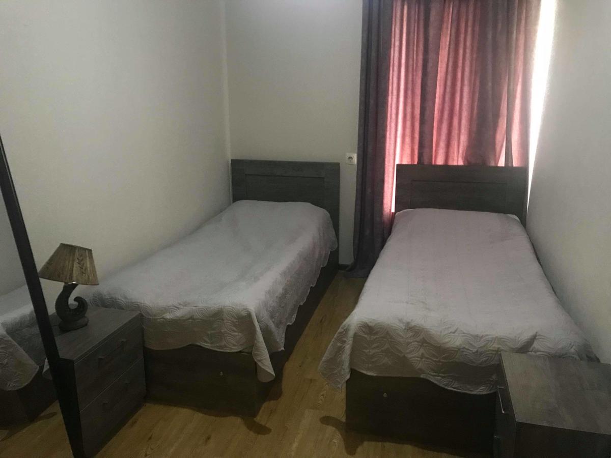 Guesthouse Ori Beli In Местия Екстериор снимка