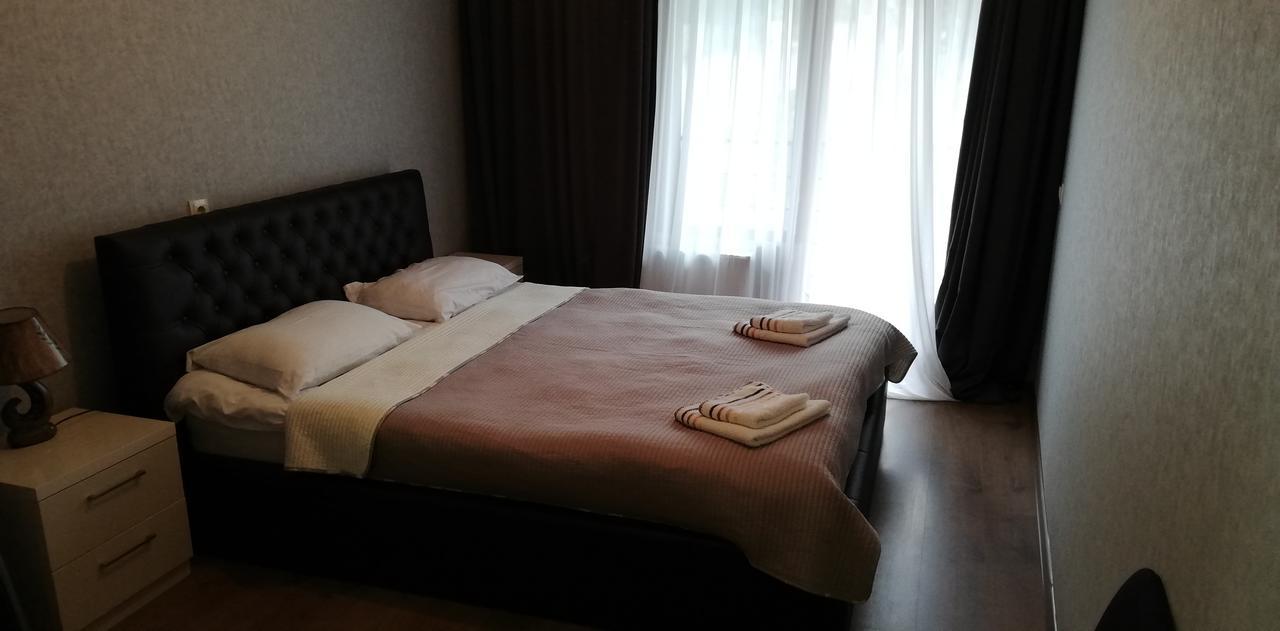 Guesthouse Ori Beli In Местия Екстериор снимка